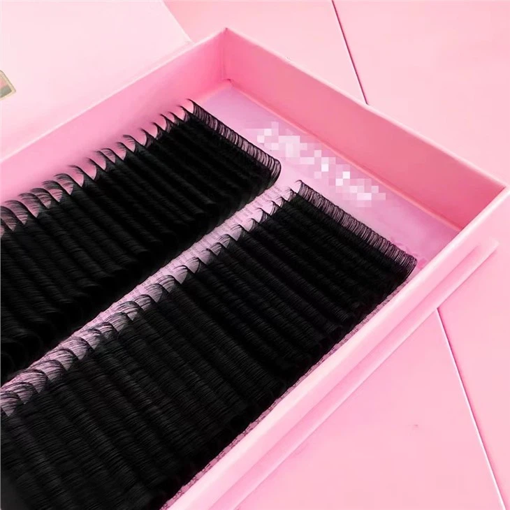 ラージトレイロシアンボリュームラッシュ